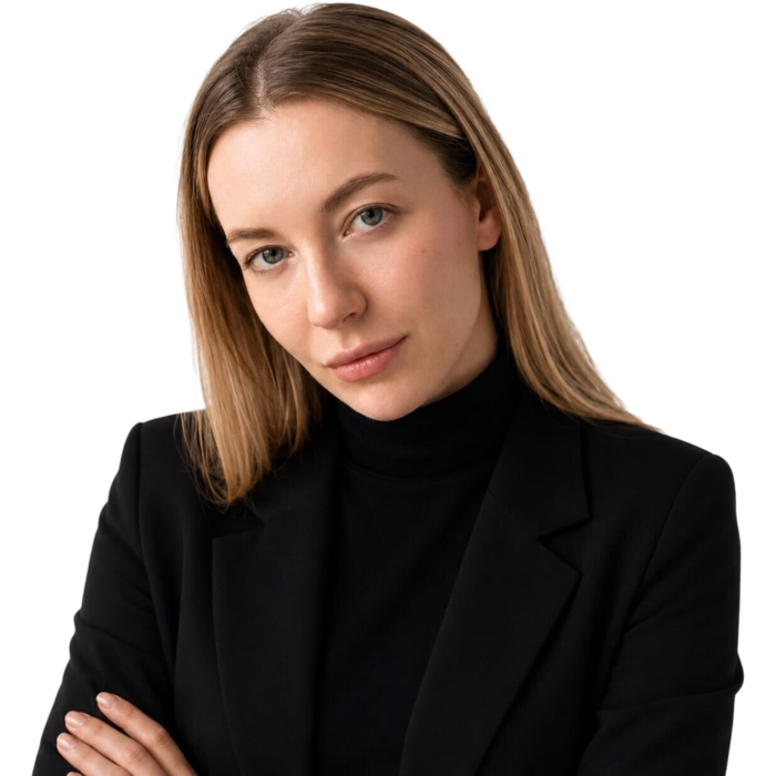 Laura Reali, Director of Revenue & Marketing Operations at 7 Knots Digital